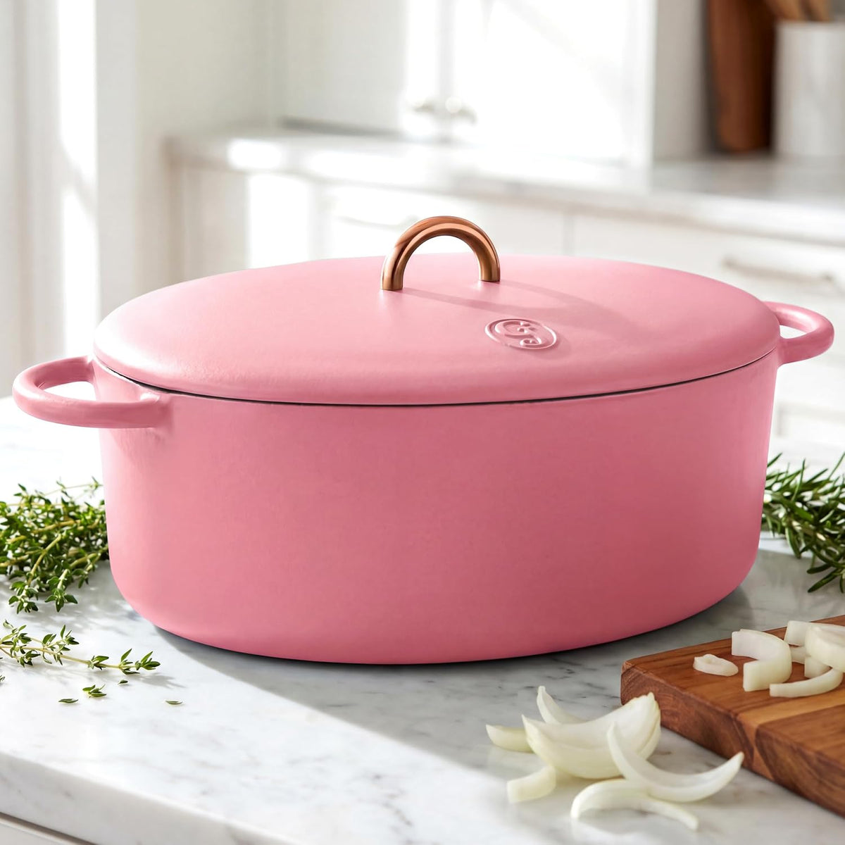 Great Jones 6.75 Quart Enameled Cast Iron Dutch Oven Pot w/Lid (Taffy)