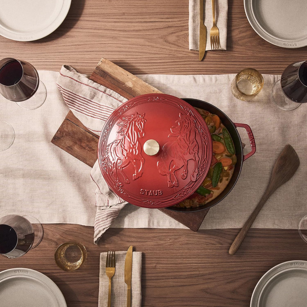 Staub Cast Iron Essential French Oven, Dutch Oven, 5-quart, serves 5-6, Made in France, with Horse Lid - Cherry